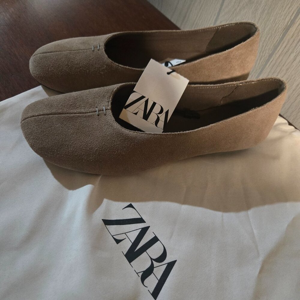 Flats beige shoes